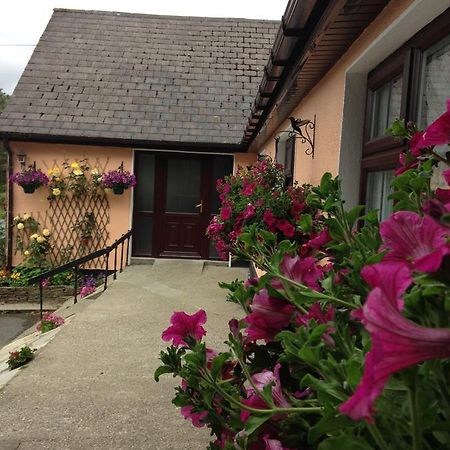Eriu Lodge Клифдън Екстериор снимка