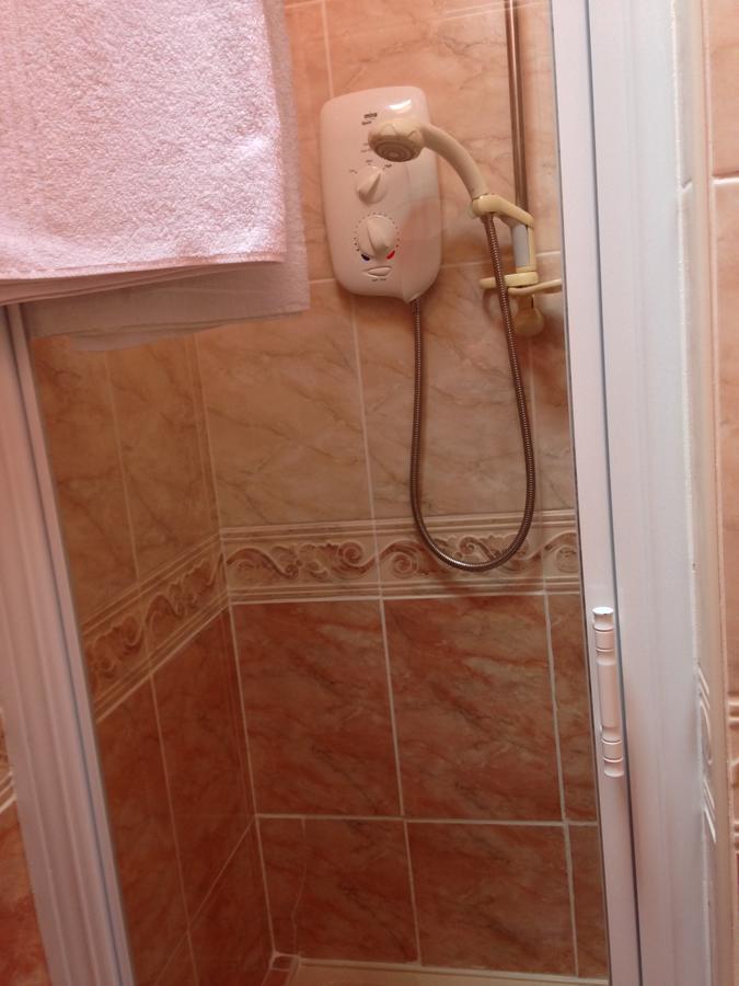 Eriu Lodge Клифдън Екстериор снимка